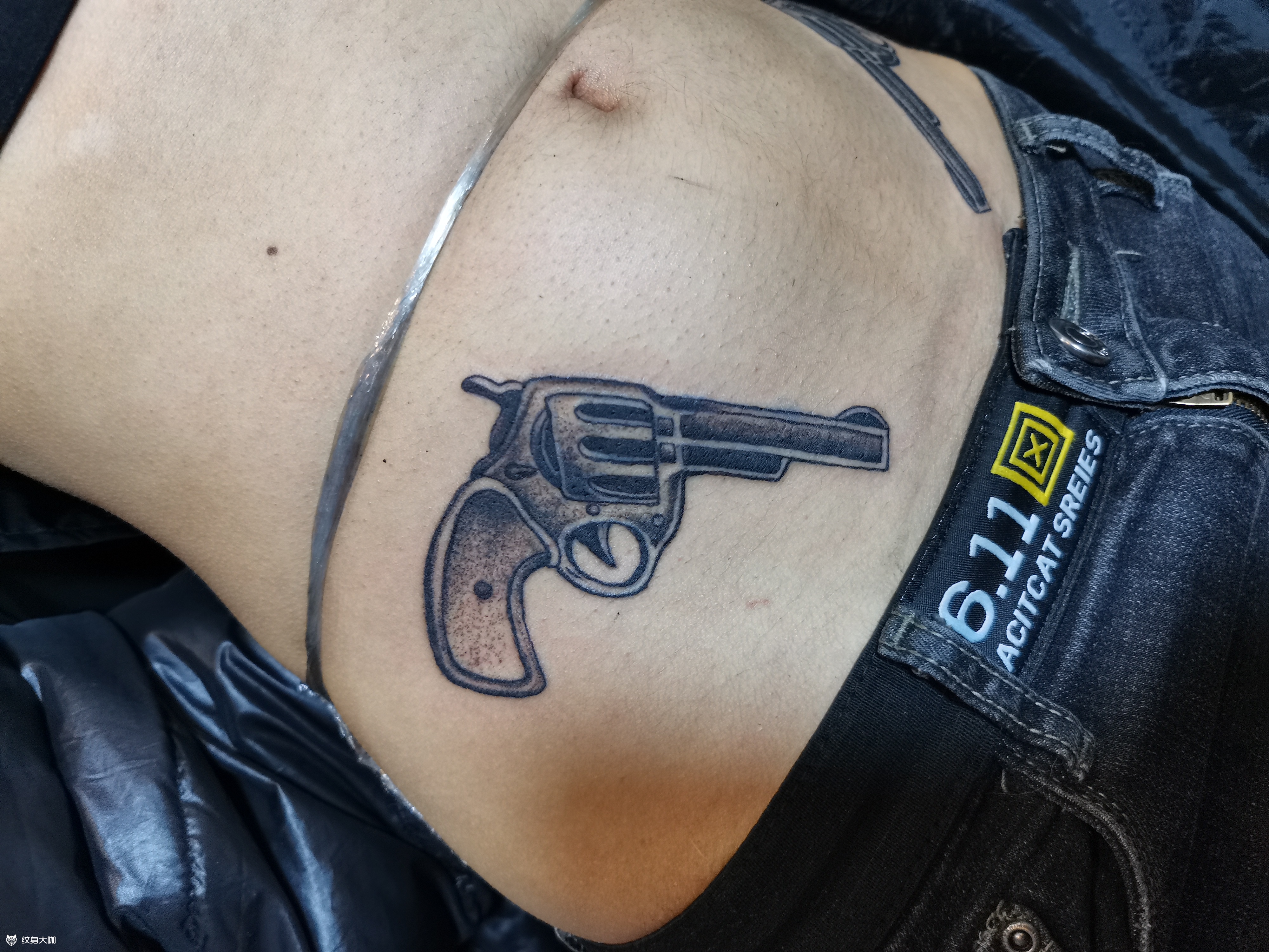 左轮手枪_纹身吧社区 - 纹身大咖