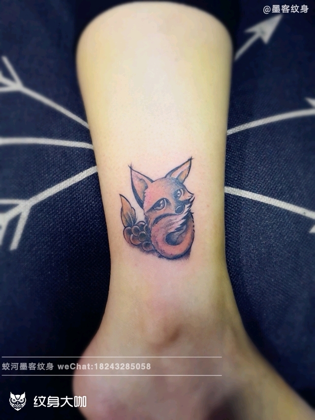 脚踝小狐狸_纹身图案手稿图片_墨客tattoo的纹身作品集