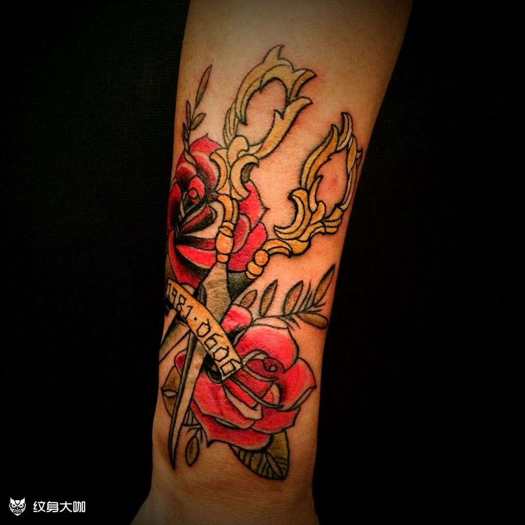 上海发型师的工具_纹身图案手稿图片_张烈宁的纹身作品集