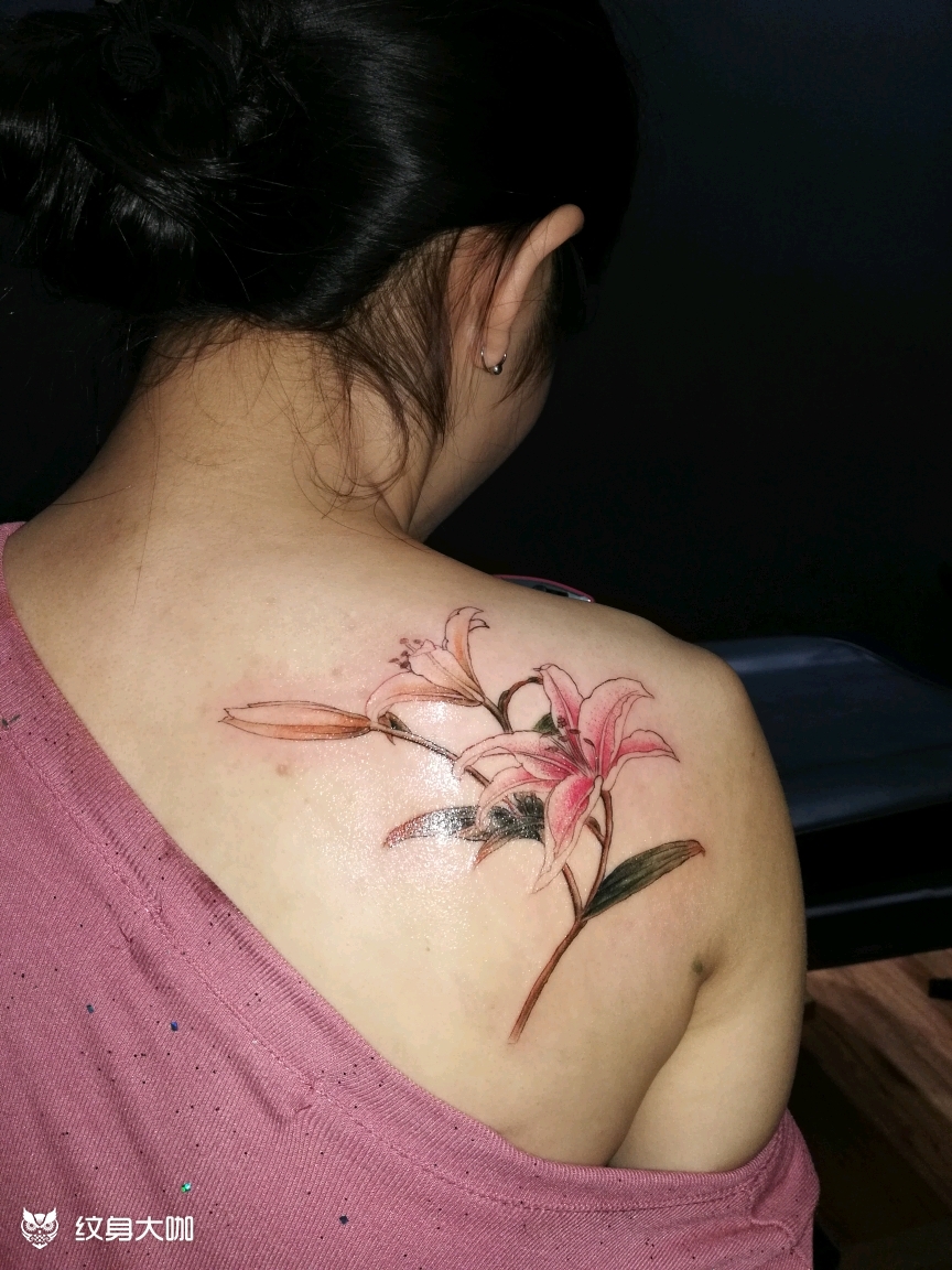 百合花_纹身图案手稿图片_mark的纹身作品集