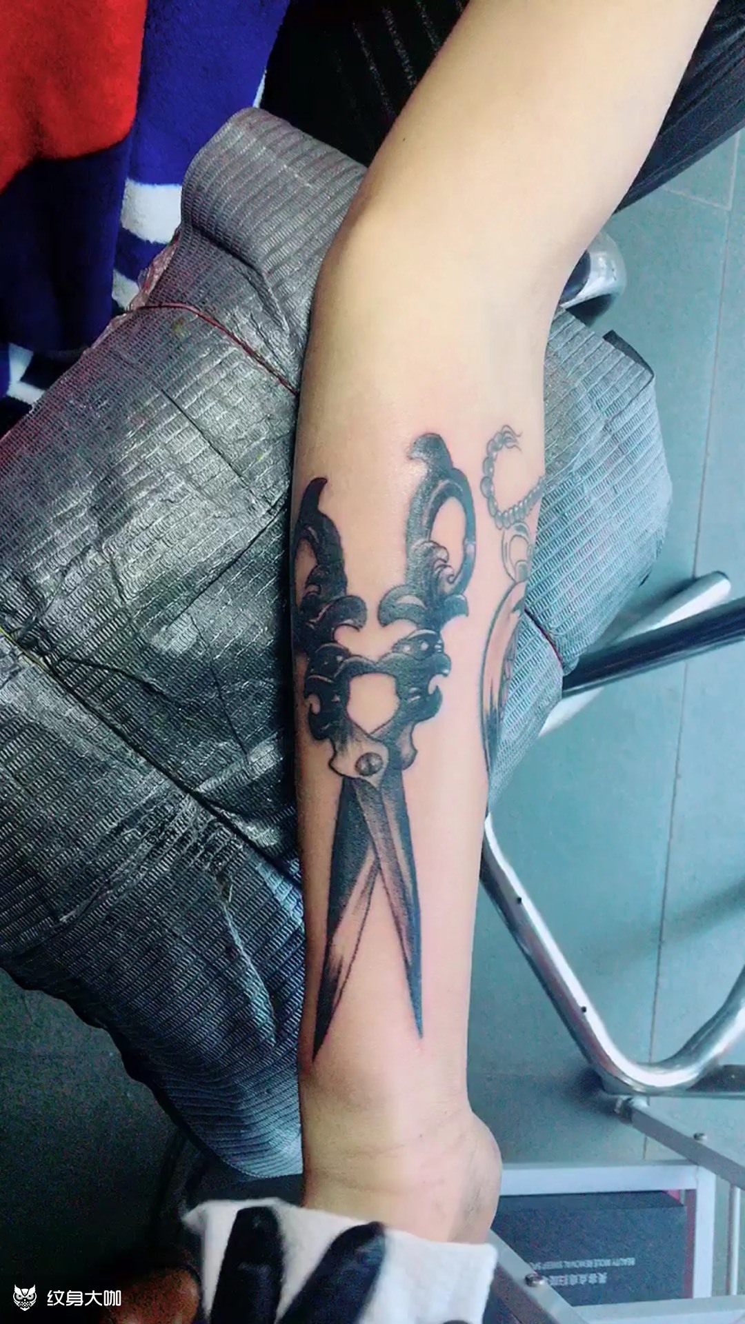 美发师_纹身图案手稿图片_翟沛玲的纹身作品集