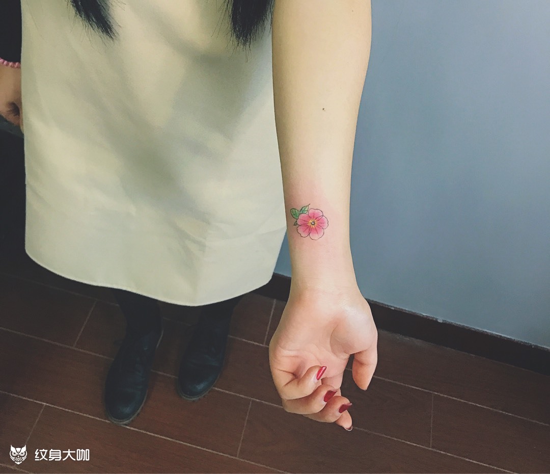 小花_纹身图案手稿图片_无风格-啊冰的纹身作品集