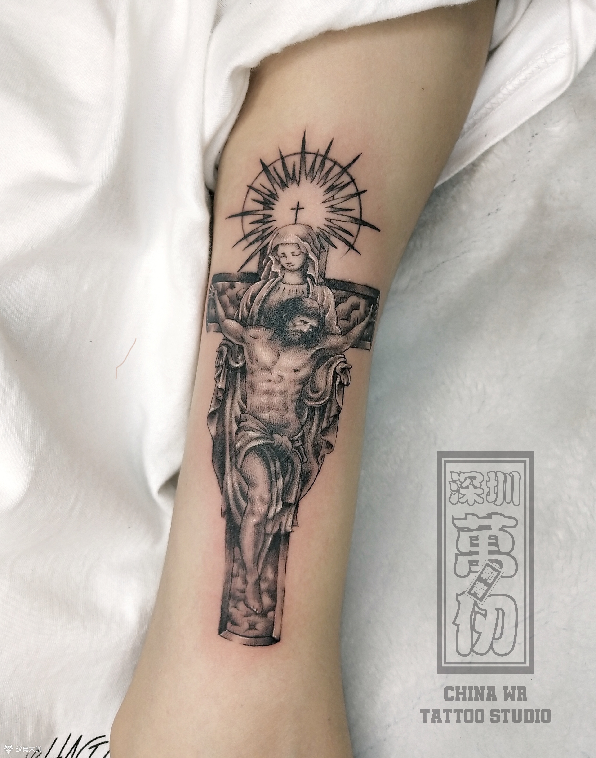 耶稣圣母_纹身图案手稿图片_闪电威的纹身作品集