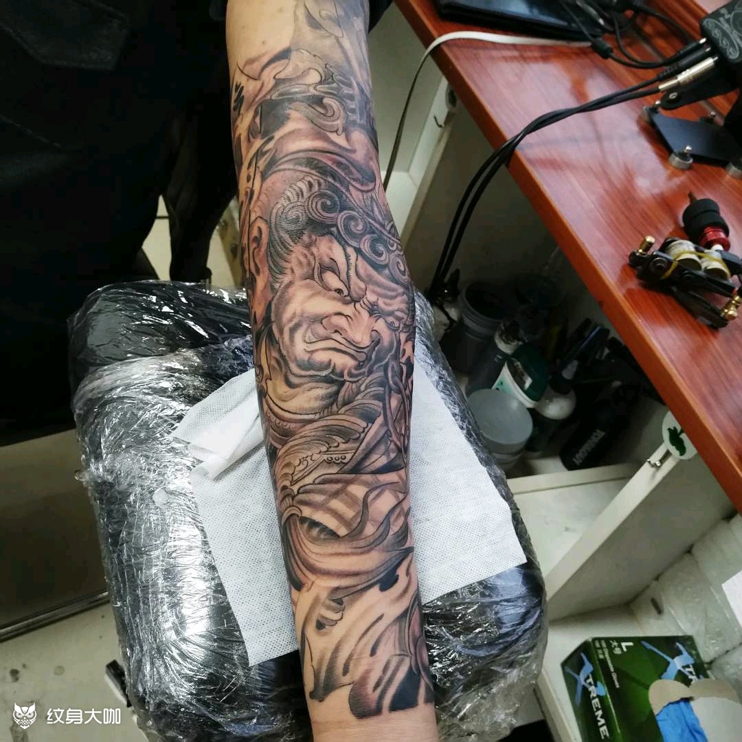 不动明王花臂(未完成)_纹身图案手稿图片_刺青师_张恒的纹身作品集