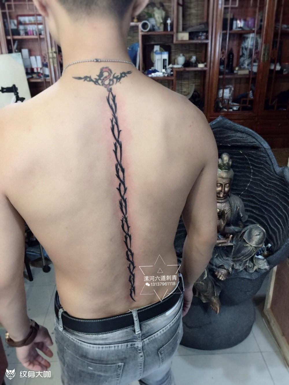 康纳麦格雷戈同款