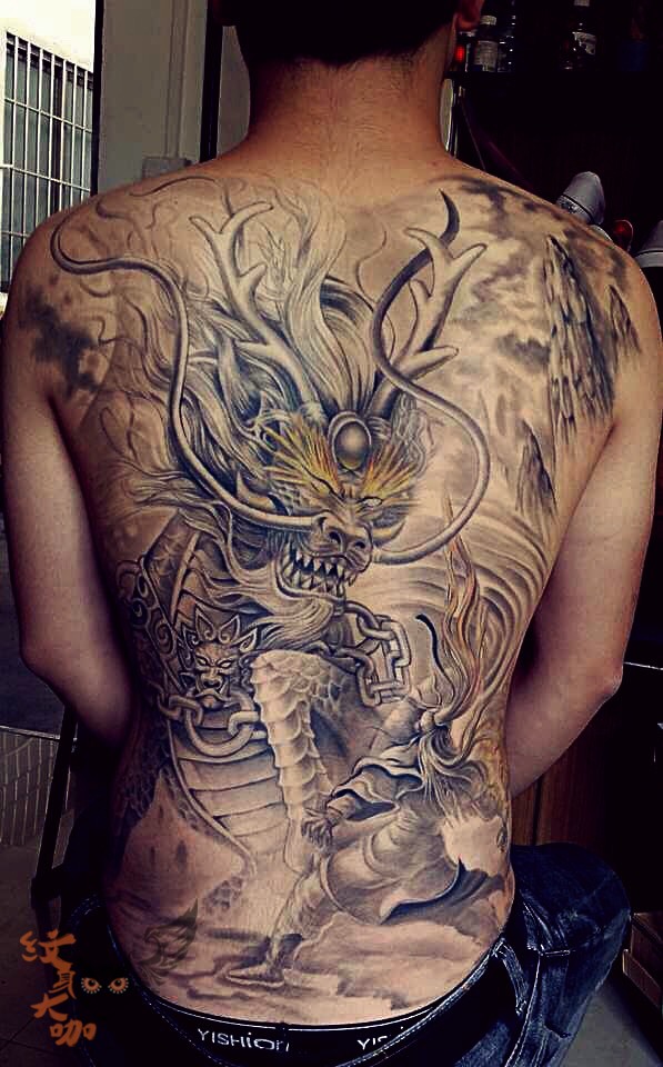 满背麒麟_纹身图案手稿图片_12tattoo的纹身作品集