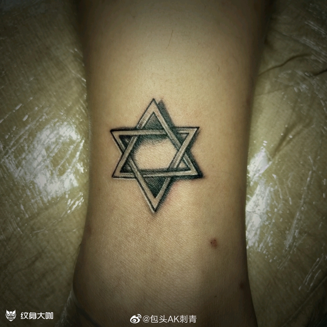 六芒星_纹身图案手稿图片_钱明月的纹身作品集