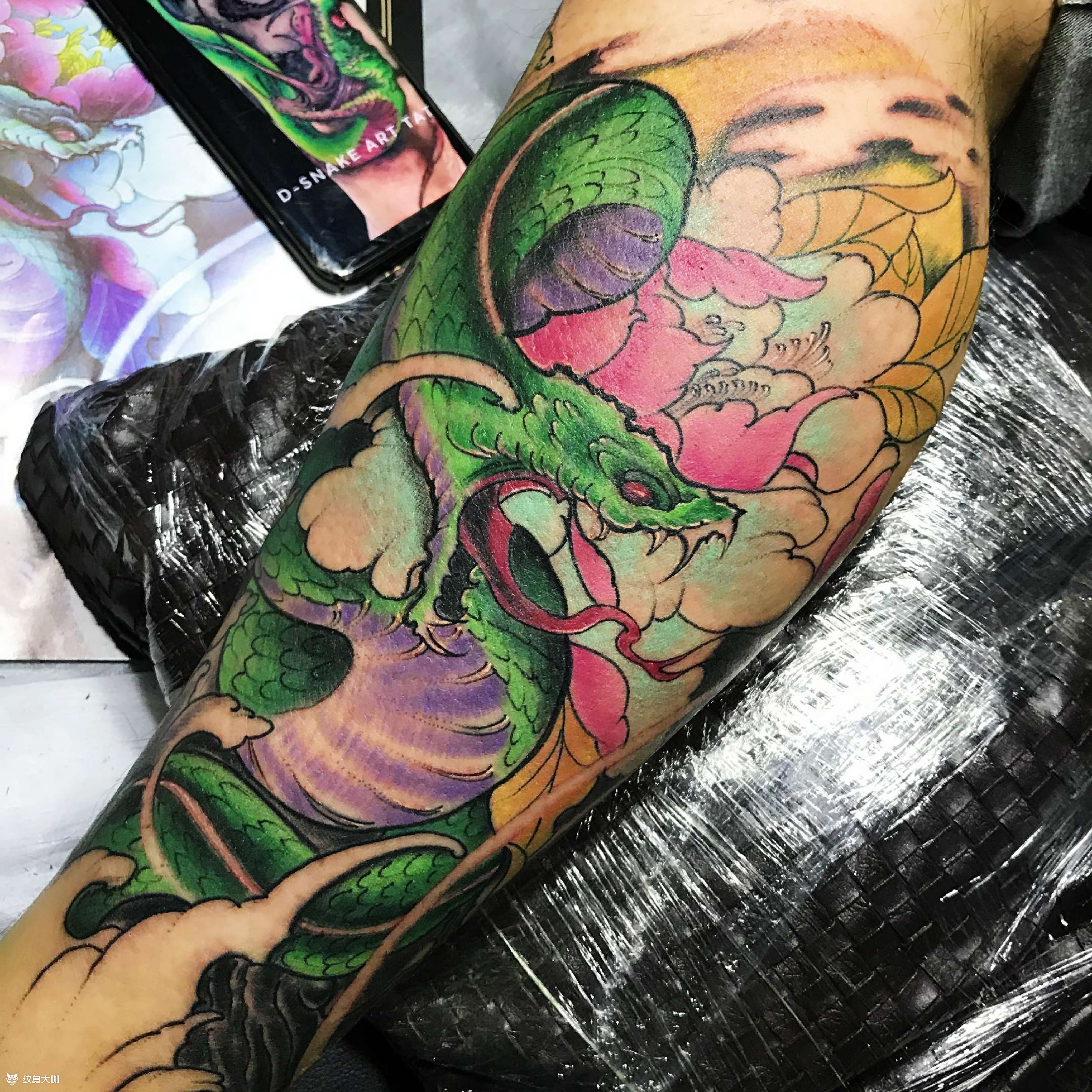 新传统彩色蟒系牡丹