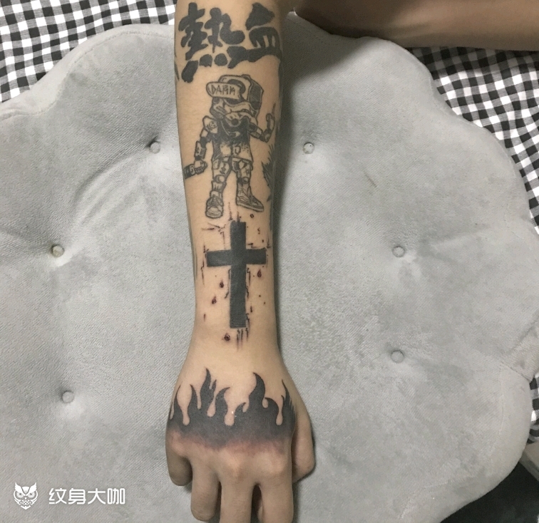 手背火焰_纹身图案手稿图片_timi的纹身作品集