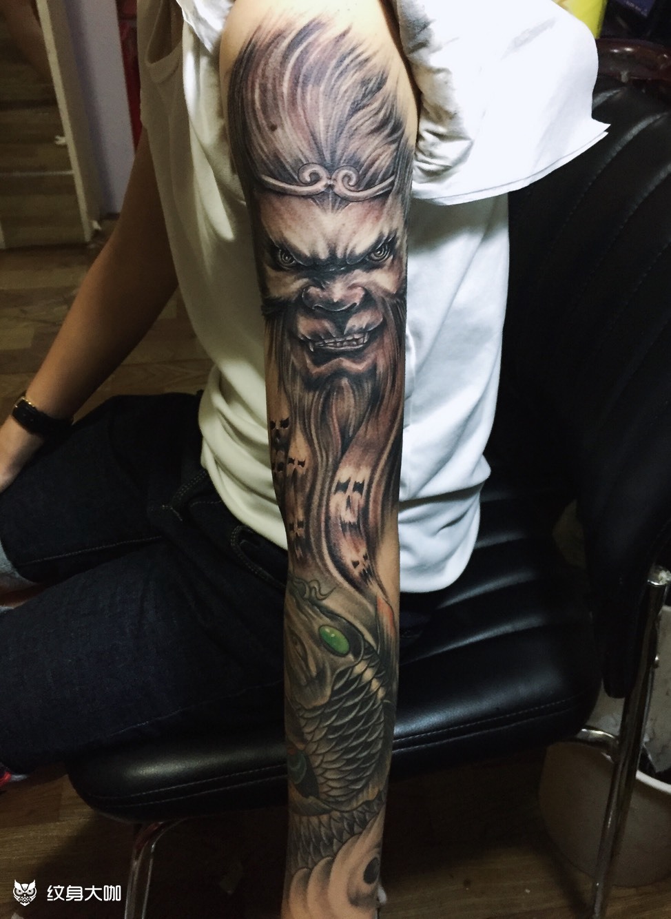 花臂 猴子 鲤鱼