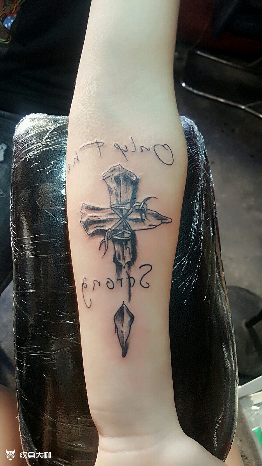 十字架_纹身图案手稿图片_李志磊的纹身作品集