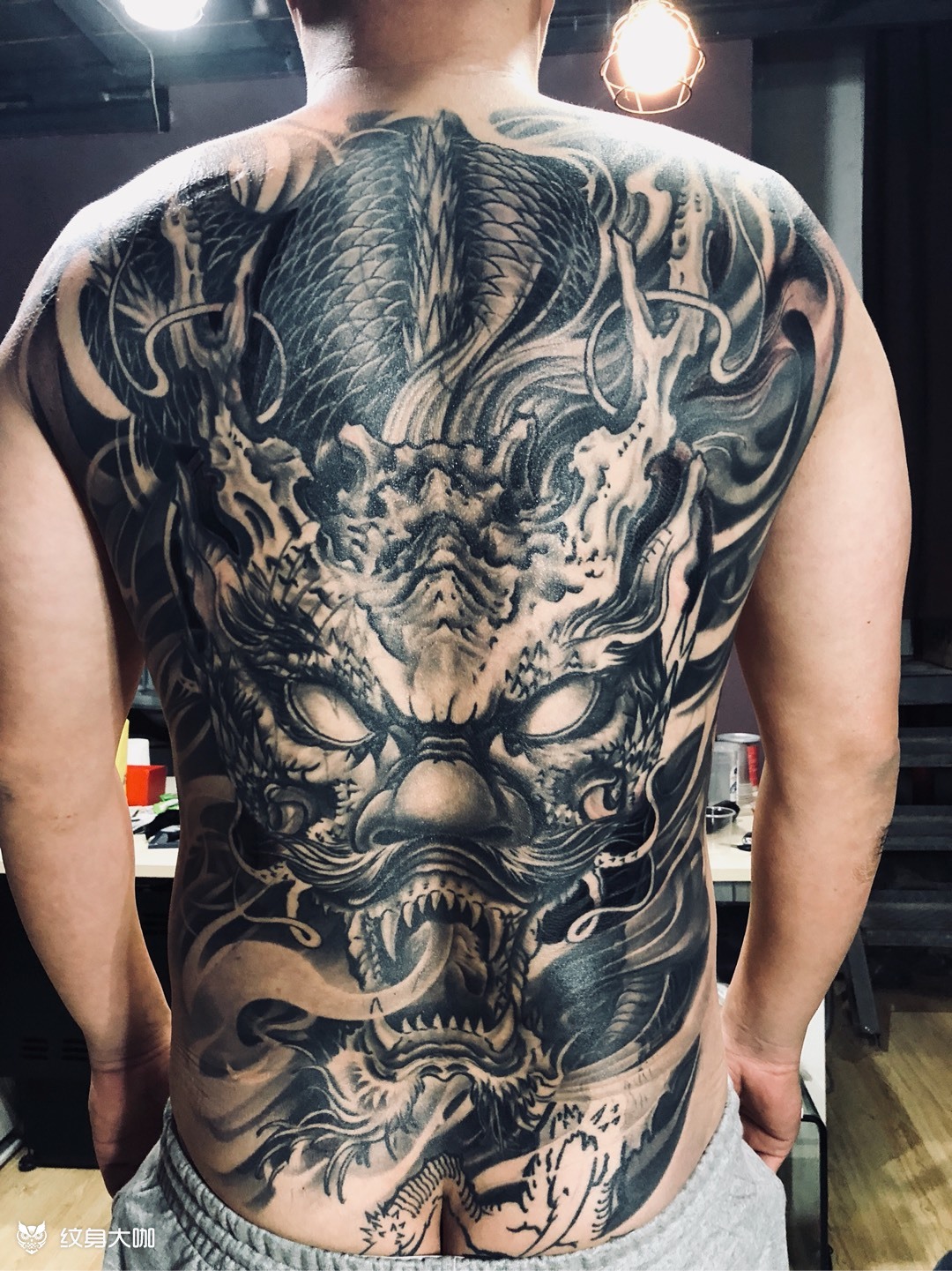 作品简介:遮盖 采用傅海林老师的手稿 背景又换成我喜欢的感觉 加油