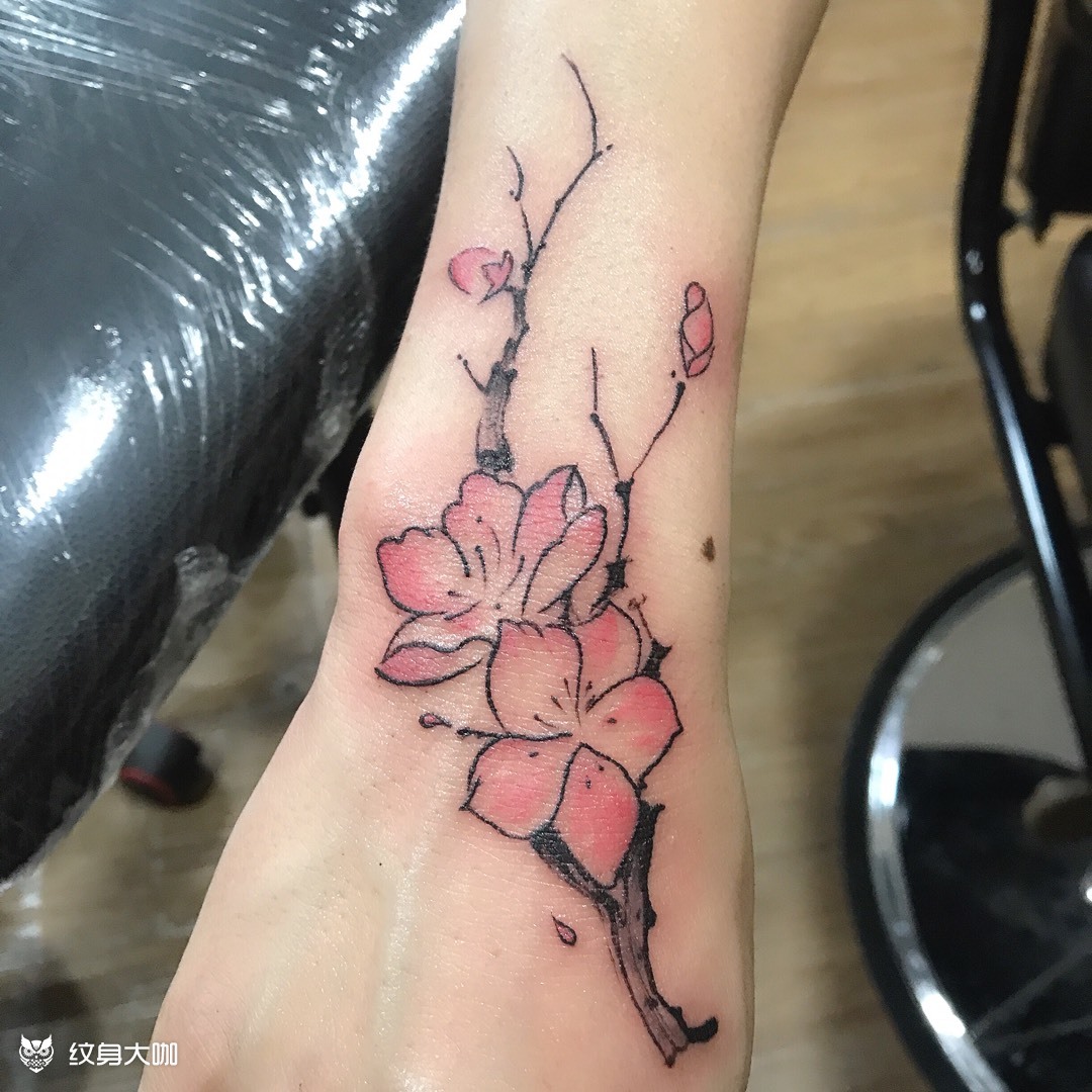 梅花_纹身图案手稿图片_子君的纹身作品集