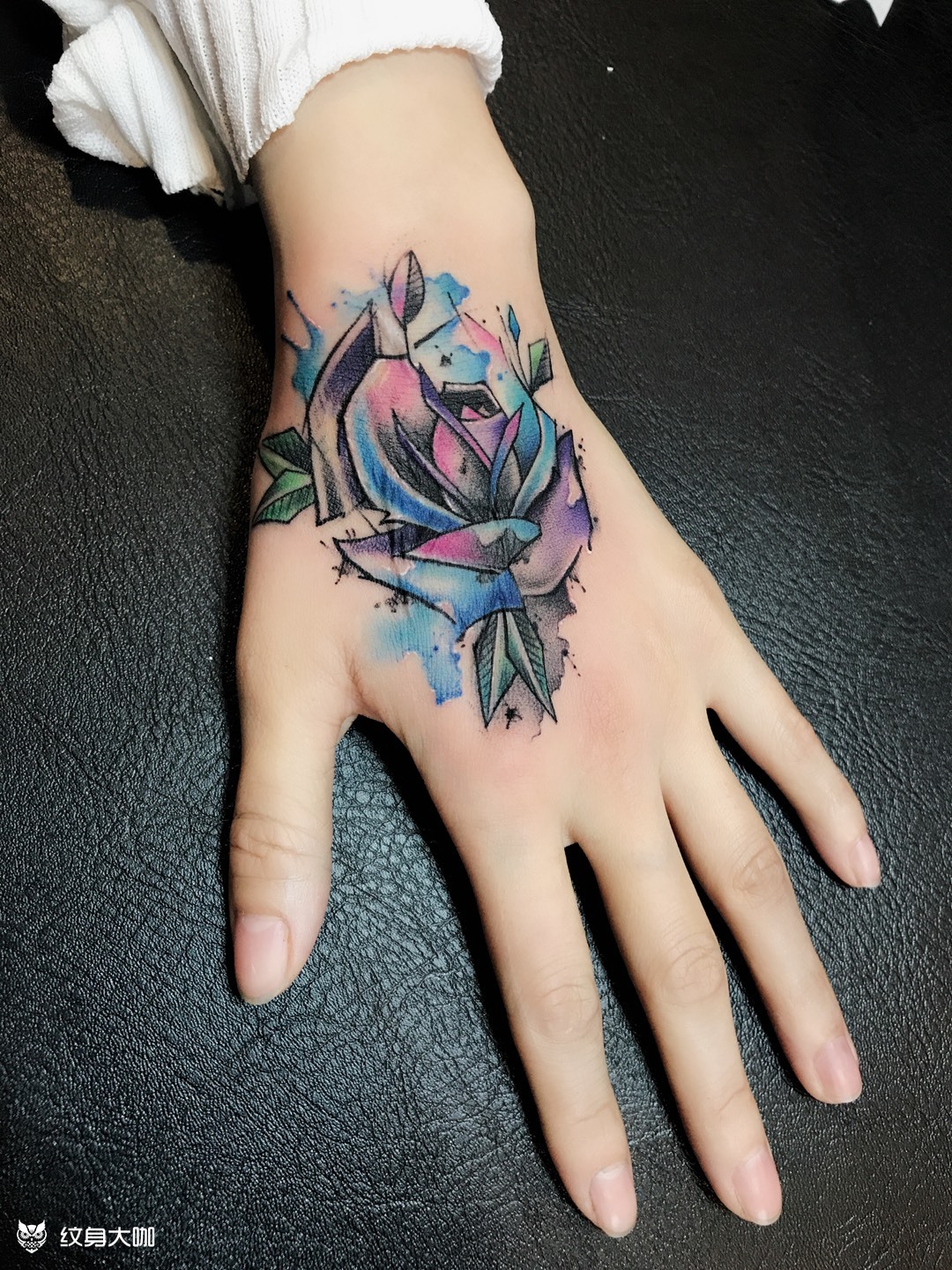 水彩玫瑰花遮盖作品_纹身图案手稿图片_yang的纹身作品集