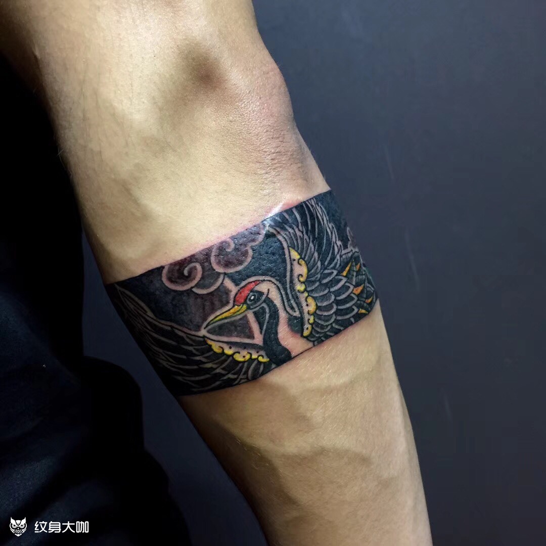 仙鹤臂环_纹身图案手稿图片_万代刺靑処-小黄的纹身作品集