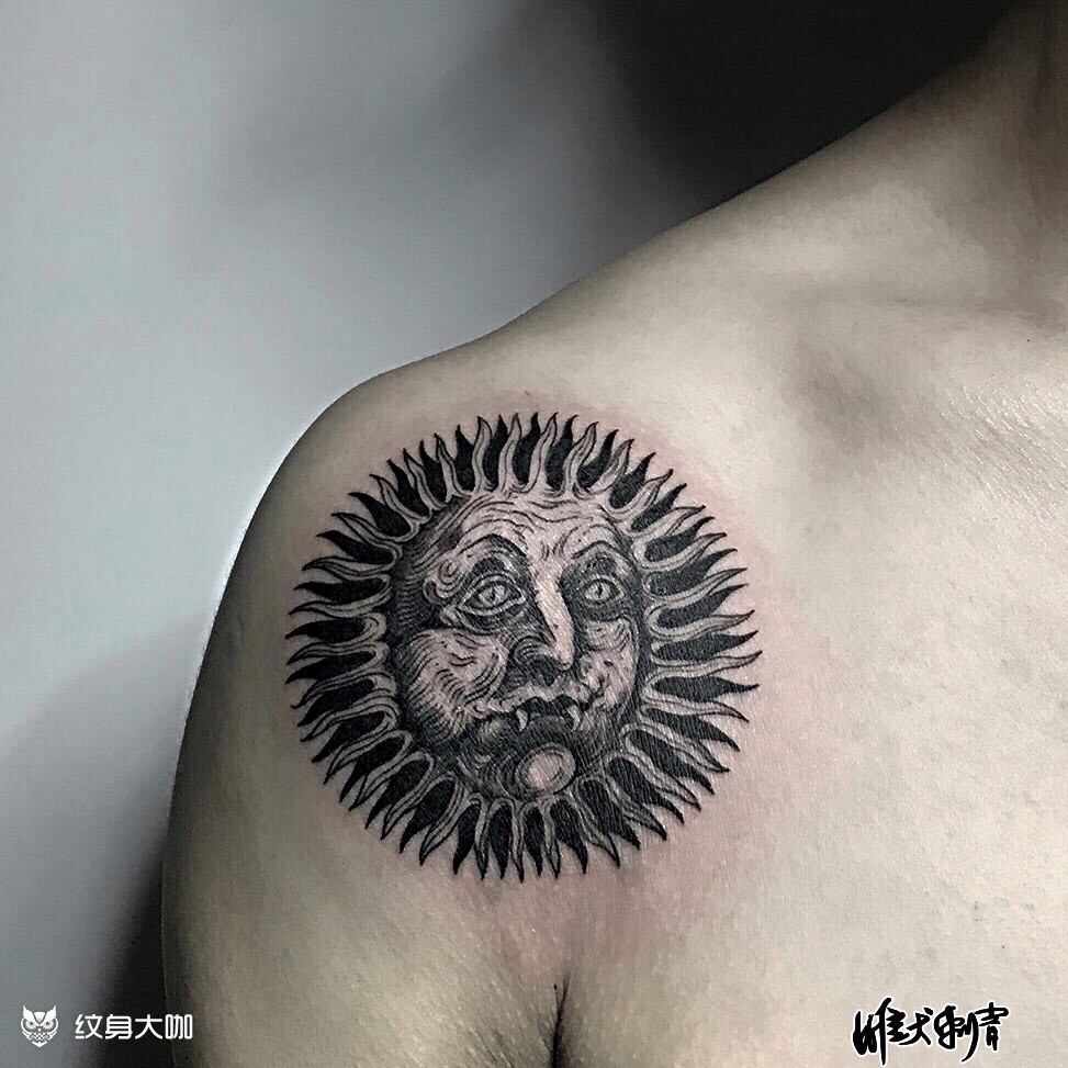 61雌犬刺青61日月同辉61_纹身图案手稿图片_于雯捷的纹身作品集