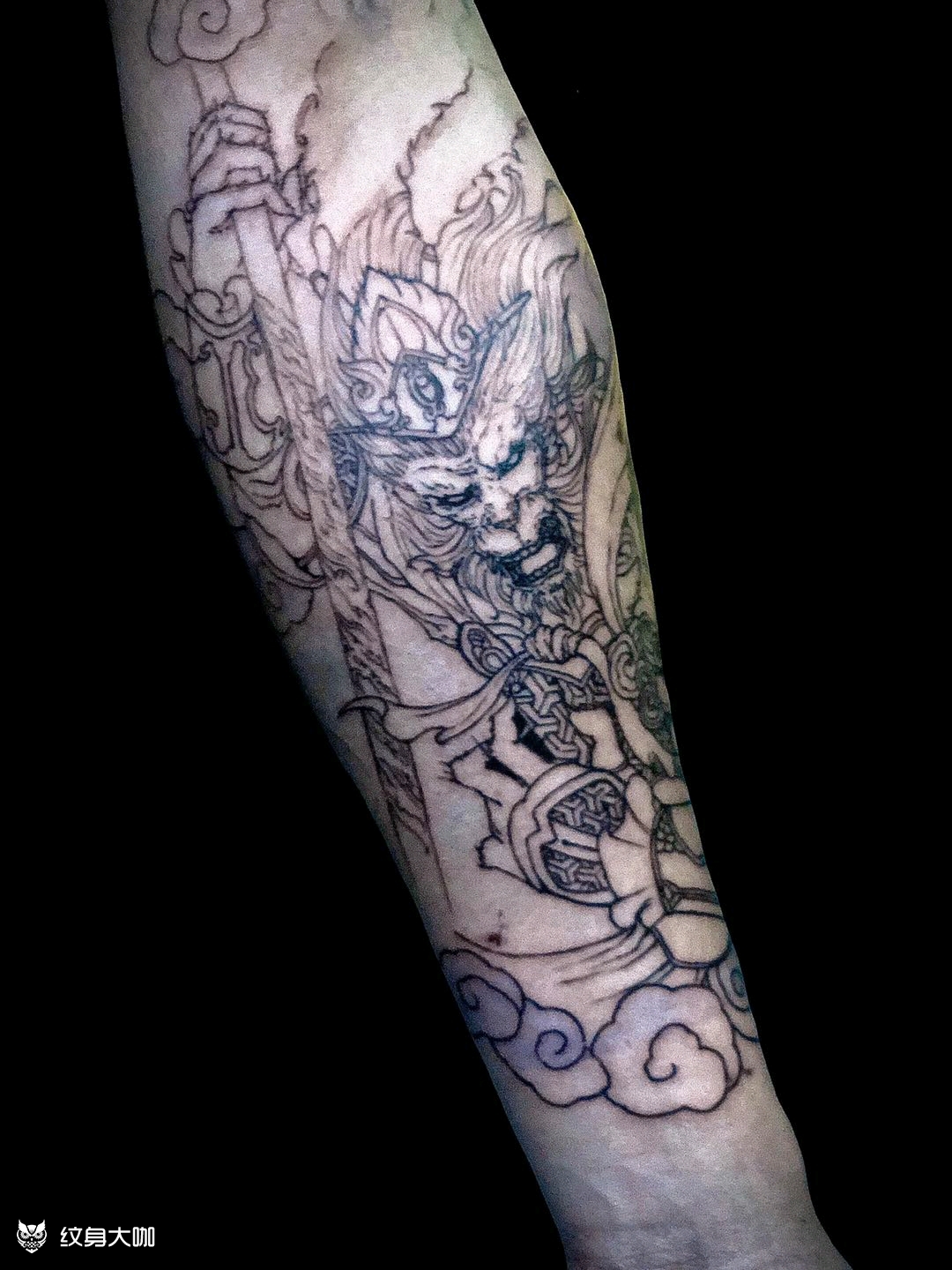 孙悟空花臂一次