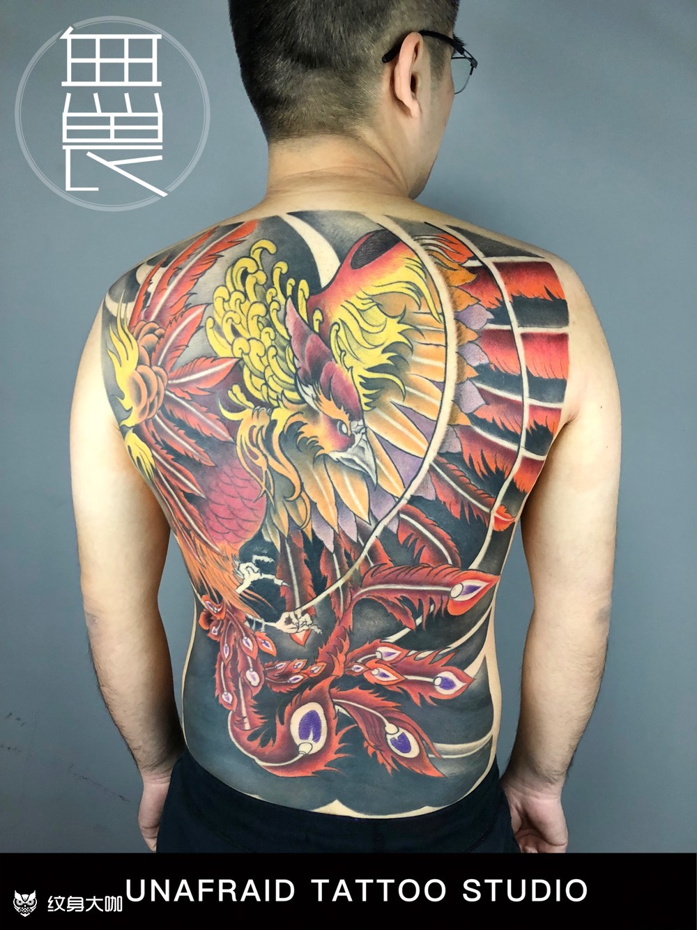 作品简介:喜欢凤凰的男人