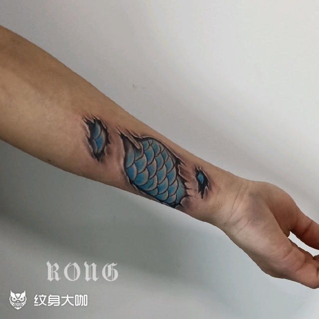 鱼鳞_纹身图案手稿图片_李尚荣的纹身作品集