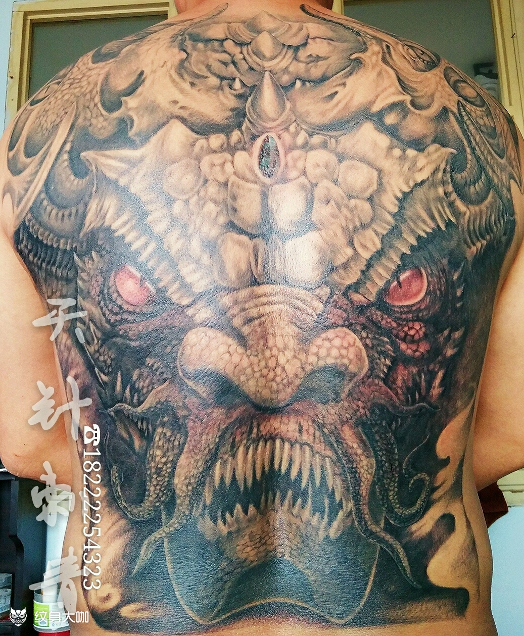 作品简介:仿岳阳新刺客作品……客户指定要一模一样的图,喜欢3d的效果