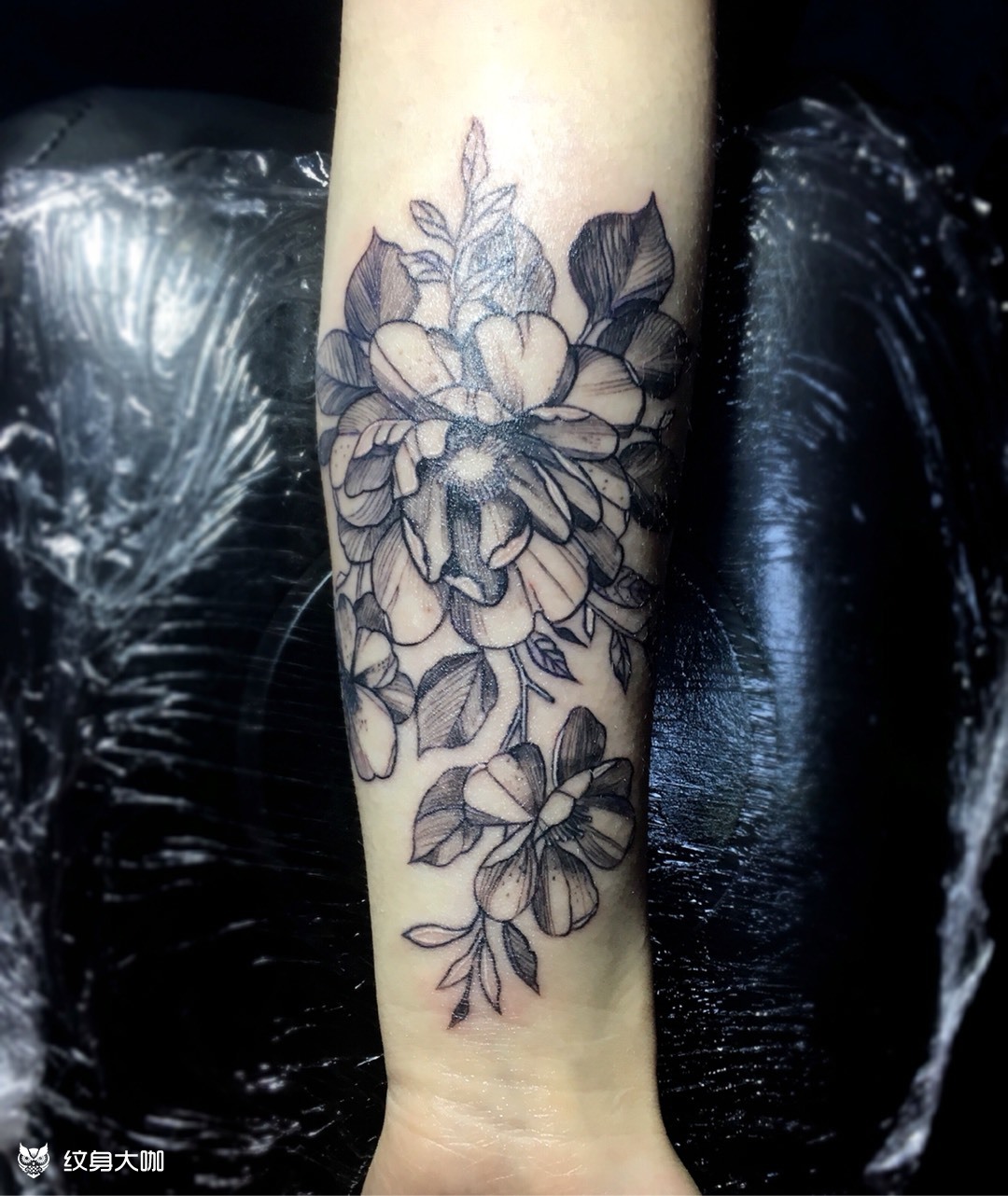 蔷薇花_纹身图案手稿图片_crazy_文文的纹身作品集