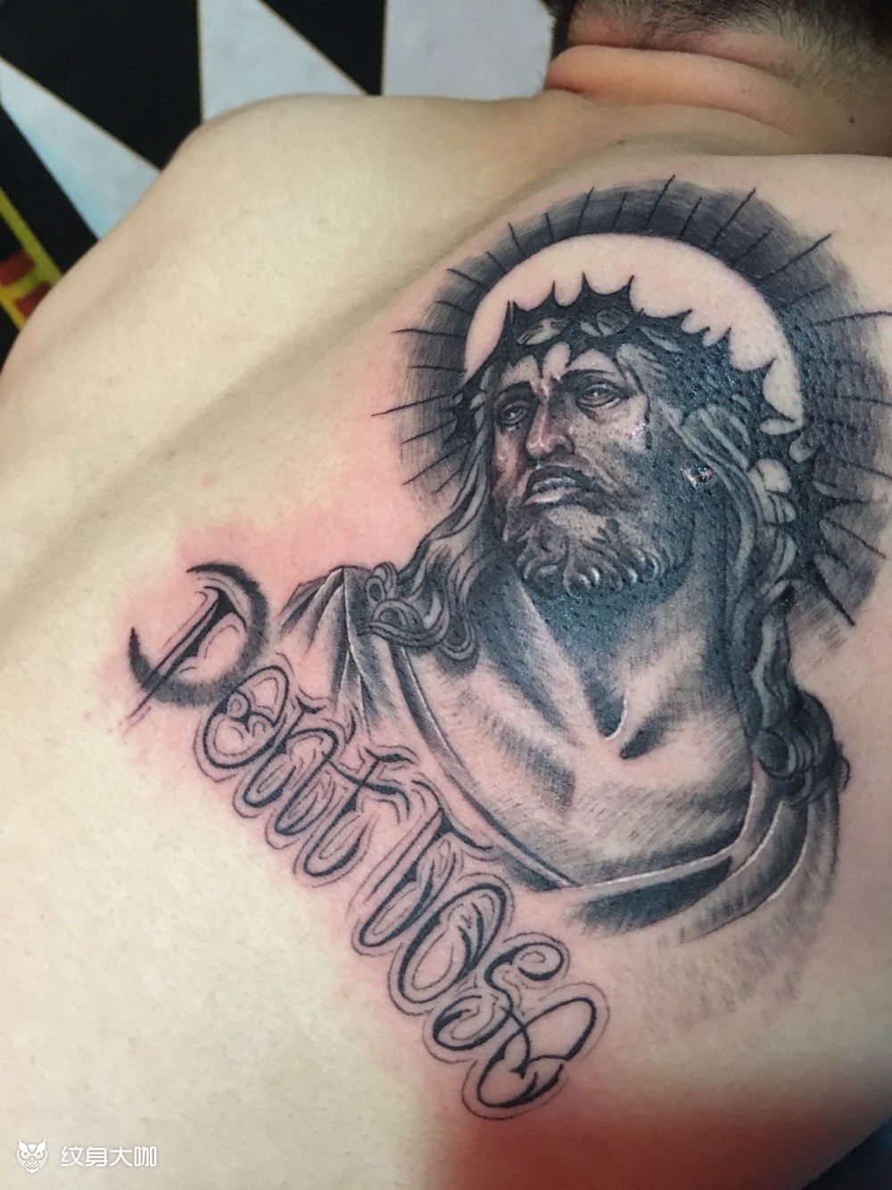 耶稣纹身含义图片