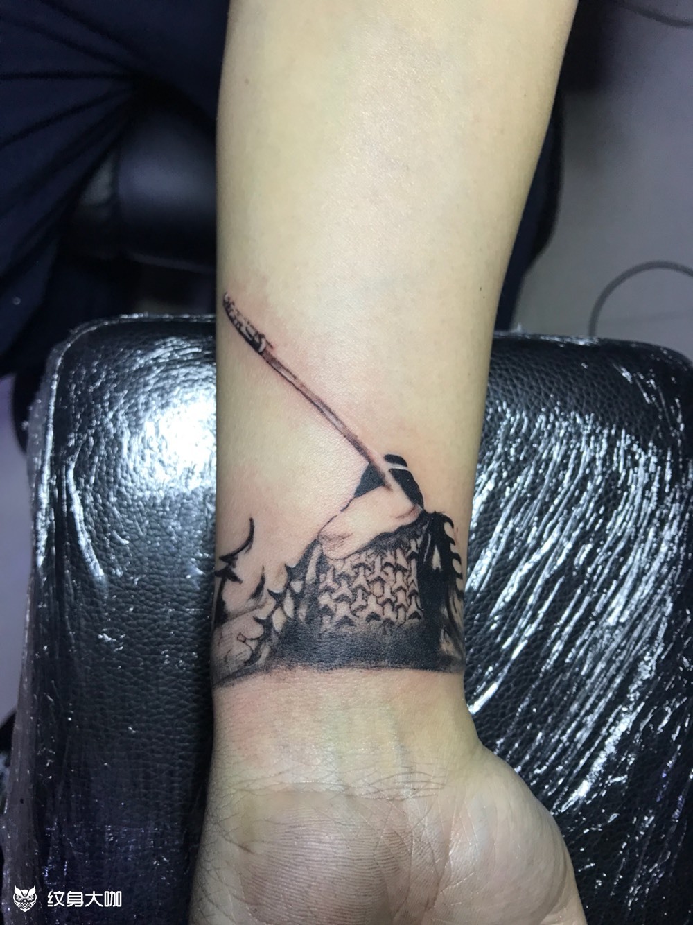 至尊宝77紧箍咒手环_纹身图案手稿图片_伟 刺 的纹身作品集