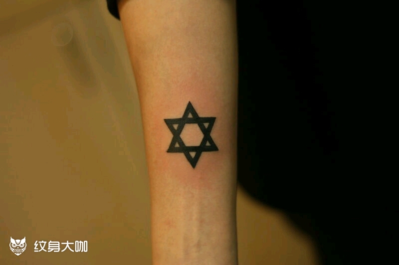 六芒星_纹身图案手稿图片_唐黄的纹身作品集