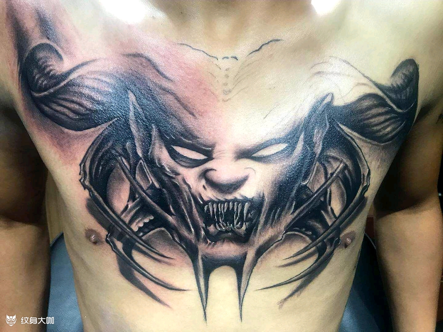 花胸恶魔_纹身图案手稿图片_南曦的纹身作品集