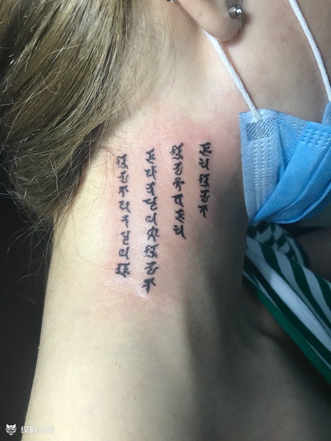 颈部梵文_纹身图案手稿图片_王伟的纹身作品集