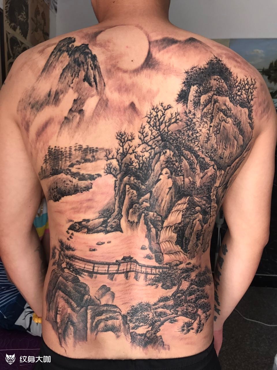 满背山水_纹身图案手稿图片_陈清龙的纹身作品集