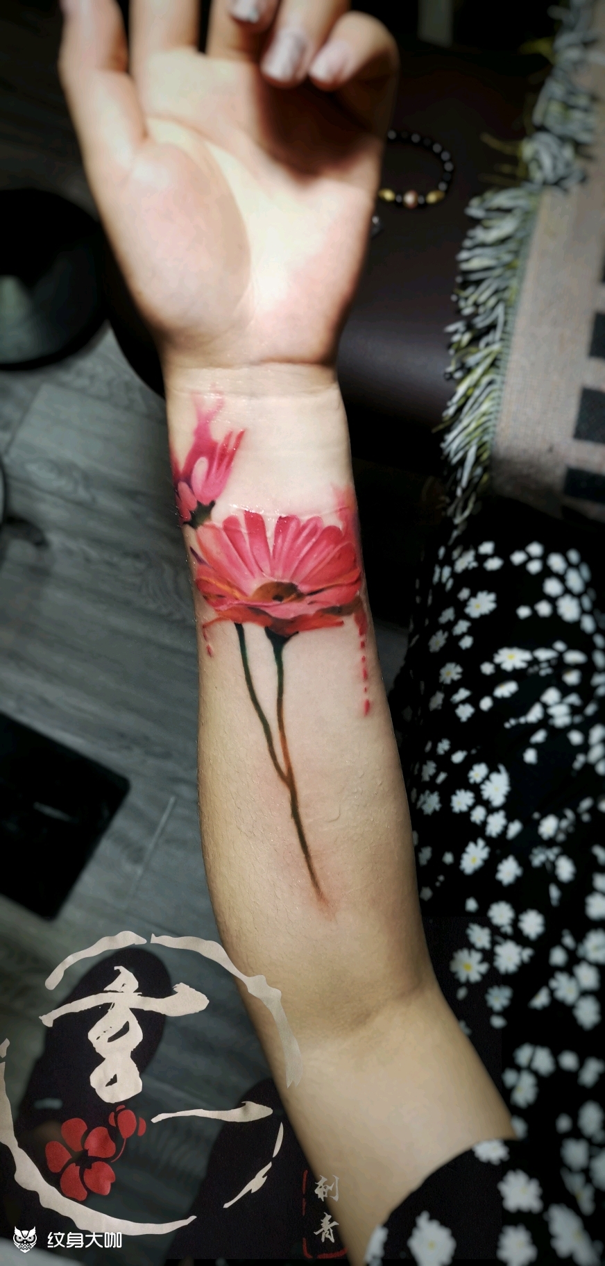 泼墨花遮盖伤口_纹身图案手稿图片_玄一主理人的纹身作品集