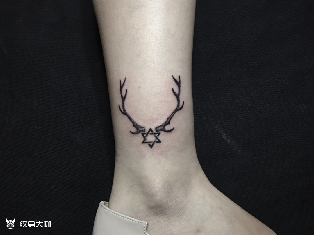 鹿角_纹身图案手稿图片_尧 的纹身作品集