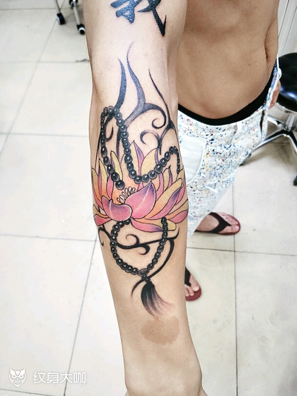 荷花_纹身图案手稿图片_张晓会的纹身作品集
