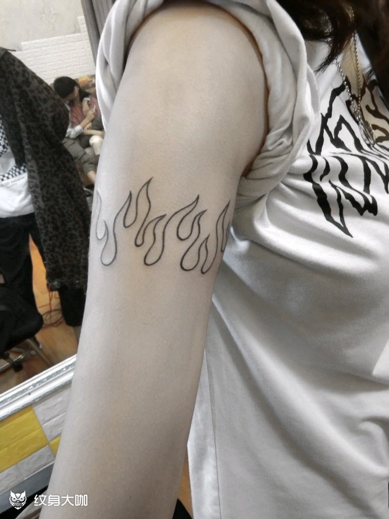 火焰线条_纹身图案手稿图片_吴鹏鹏的纹身作品集