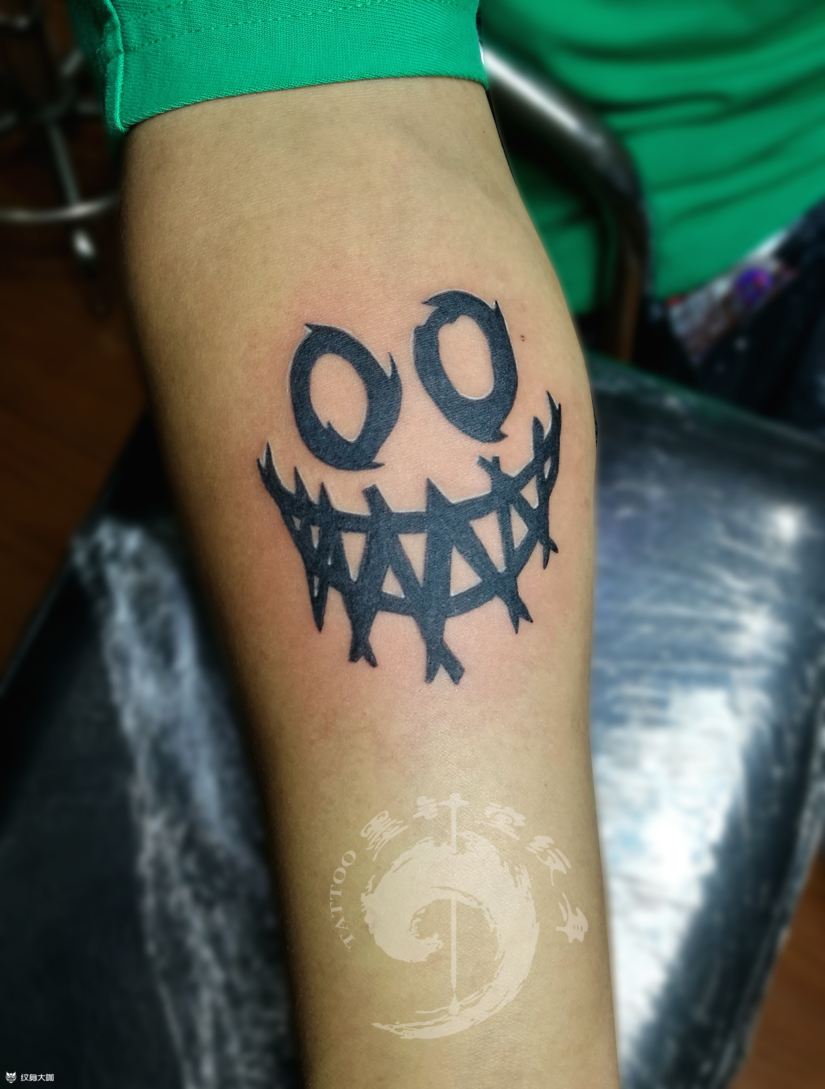 小丑笑脸_纹身图案手稿图片_老墨的纹身作品集