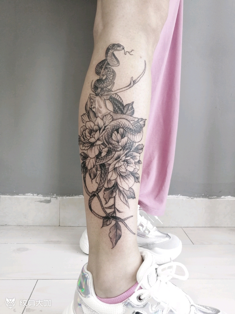 小腿素花_纹身图案手稿图片_灰社-家兴的纹身作品集