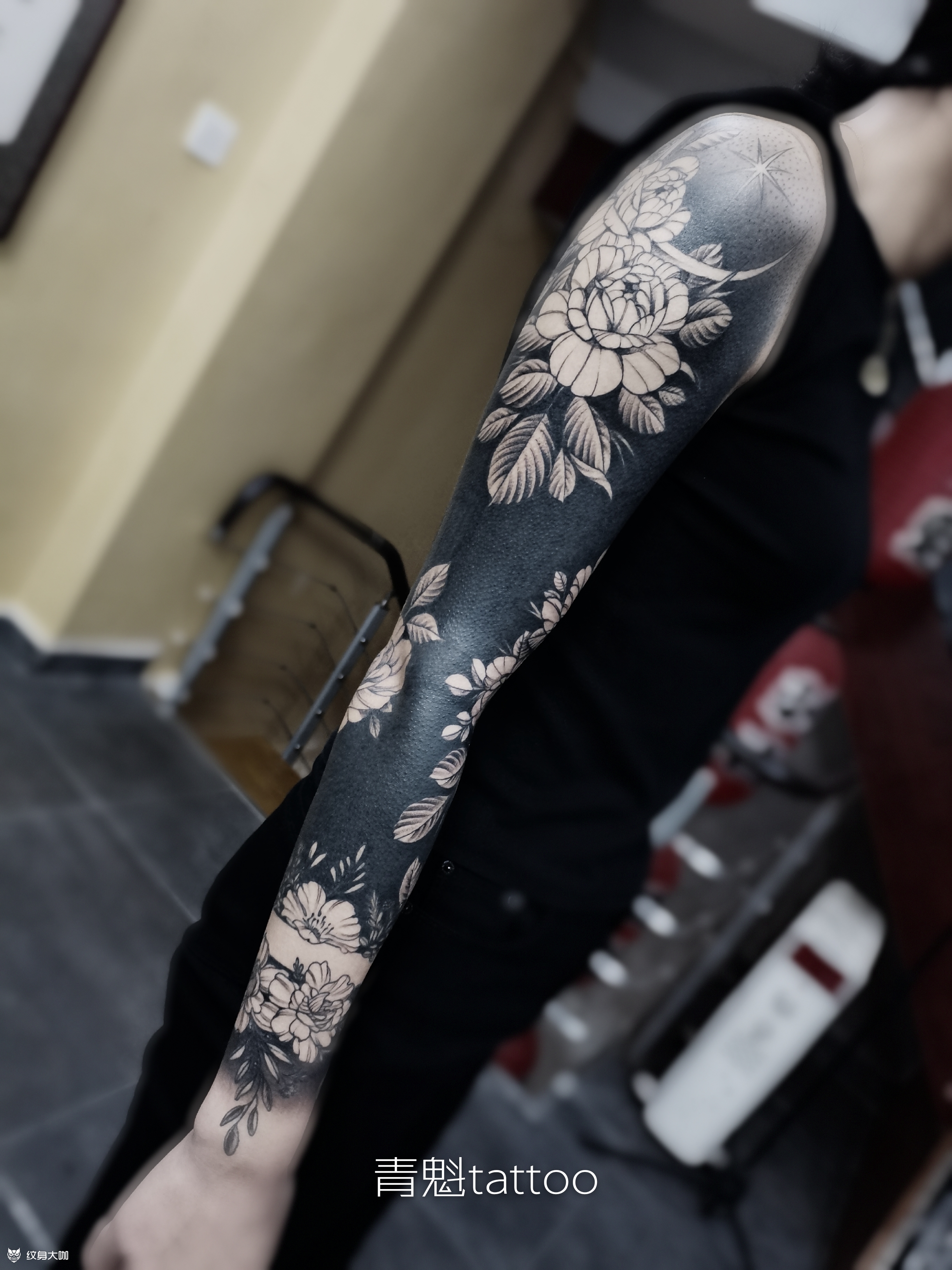 黑臂素花_纹身图案手稿图片_卢东的纹身作品集