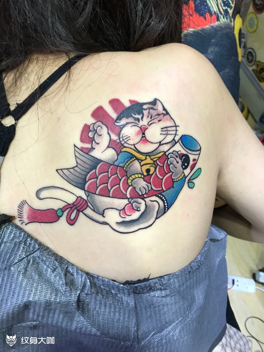 招财猫鲤鱼旗_纹身图案手稿图片_屈杨的纹身作品集