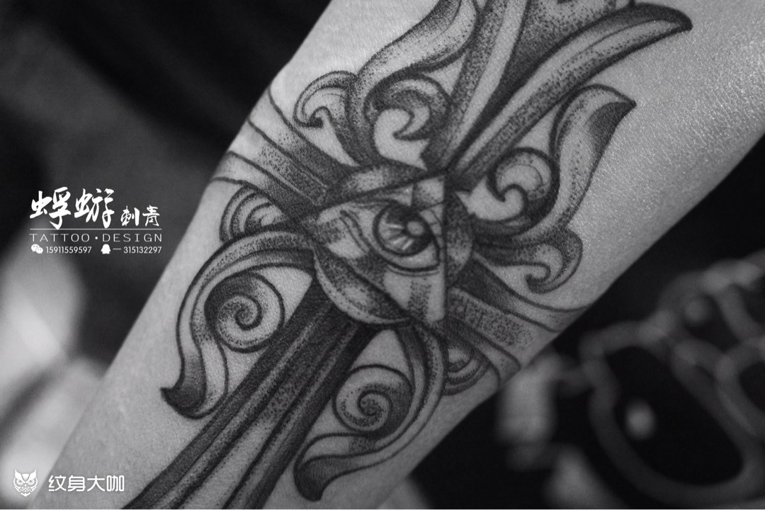 克罗心之全视之眼_纹身图案手稿图片_大萌的纹身作品集