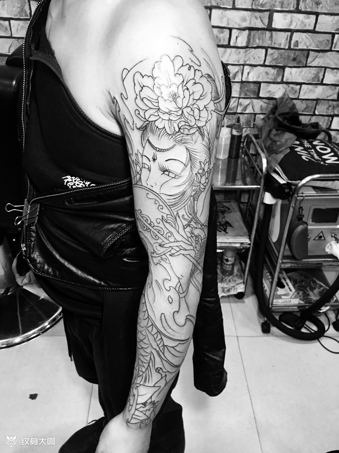 花臂线条_纹身图案手稿图片_针艺的纹身作品集