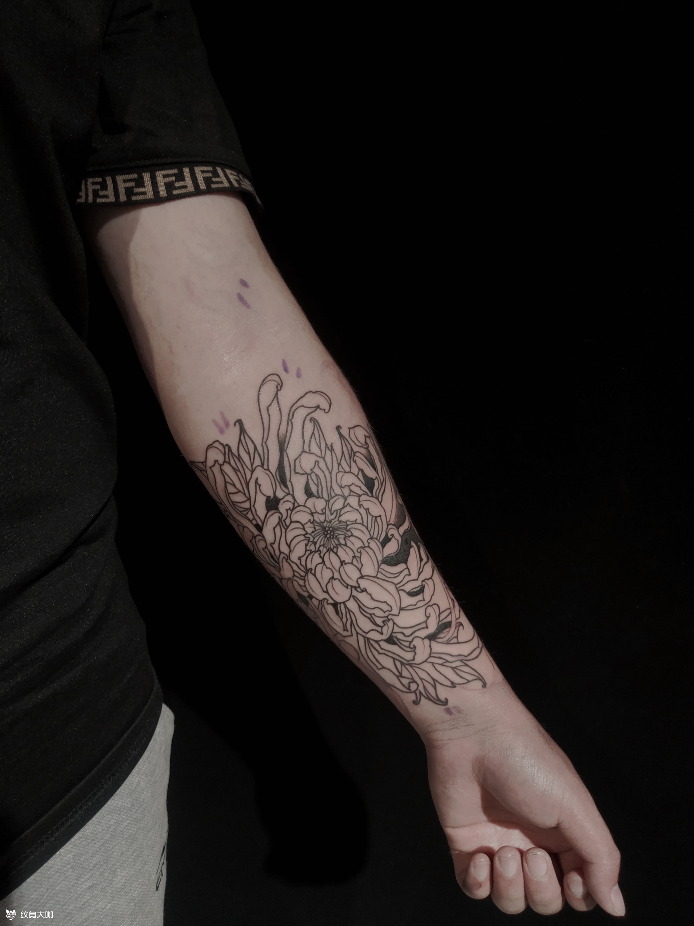 菊花未完成_纹身图案手稿图片_柴酱的纹身作品集