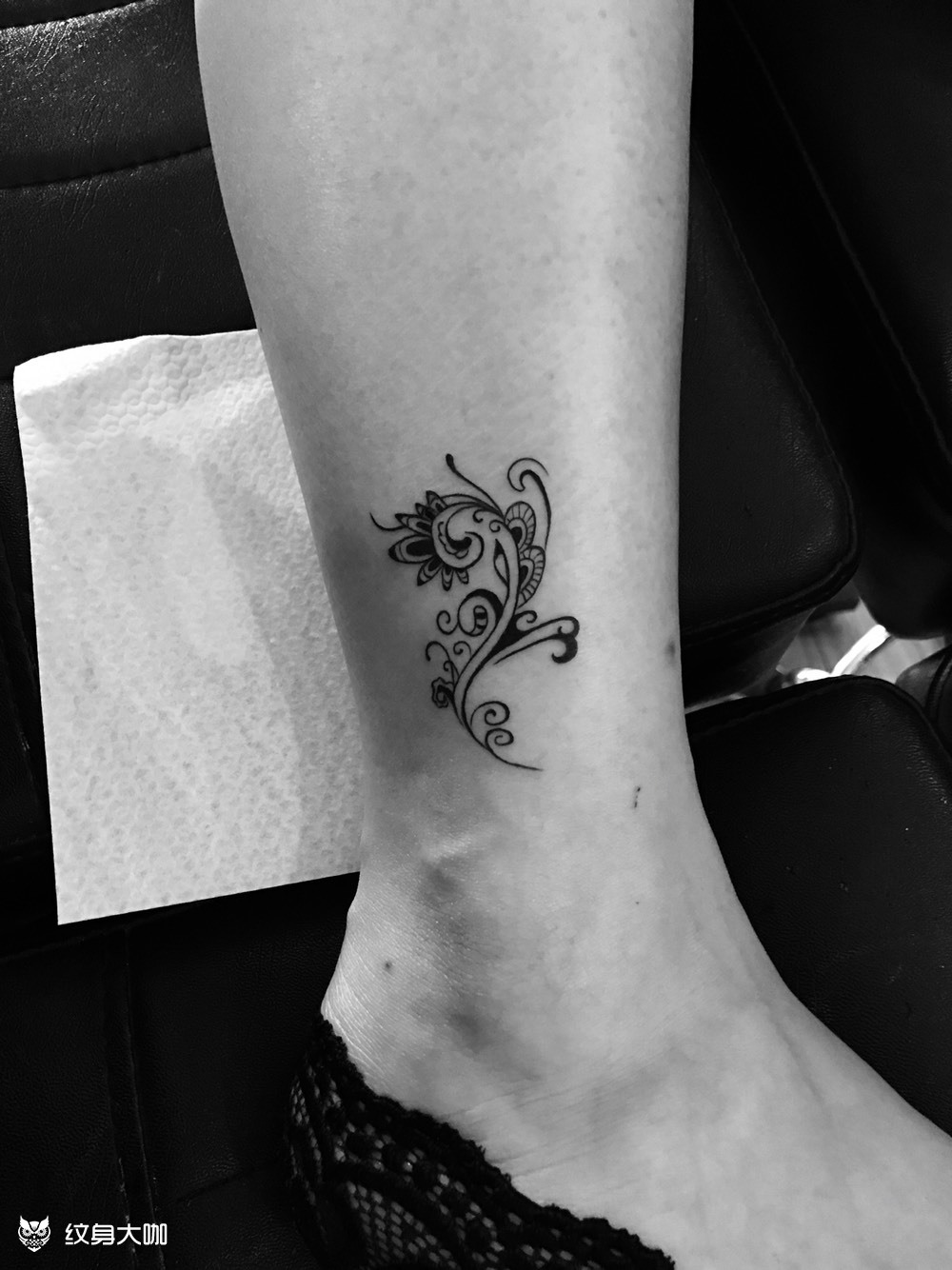 脚踝纹身