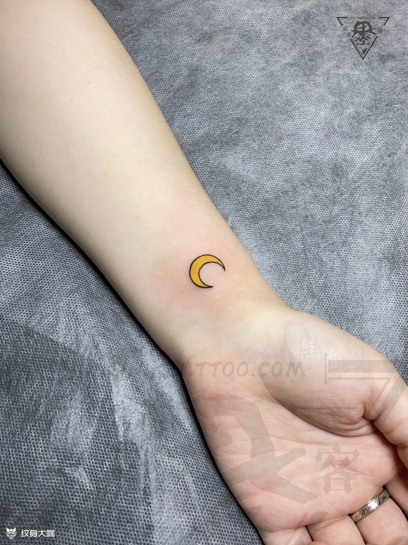 纹身刺青月亮