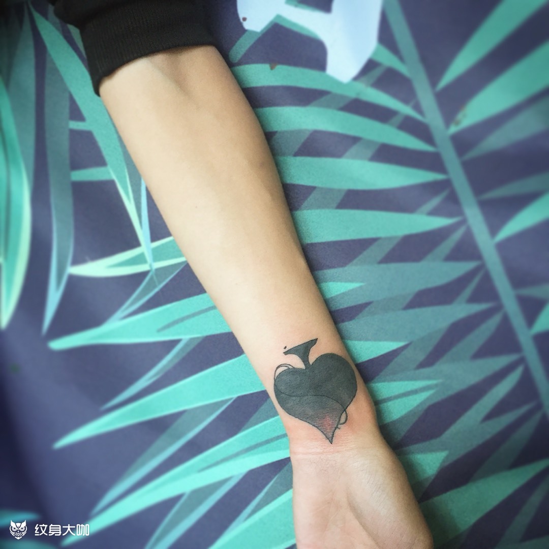 黑桃7815_纹身图案手稿图片_庹叠红的纹身作品集