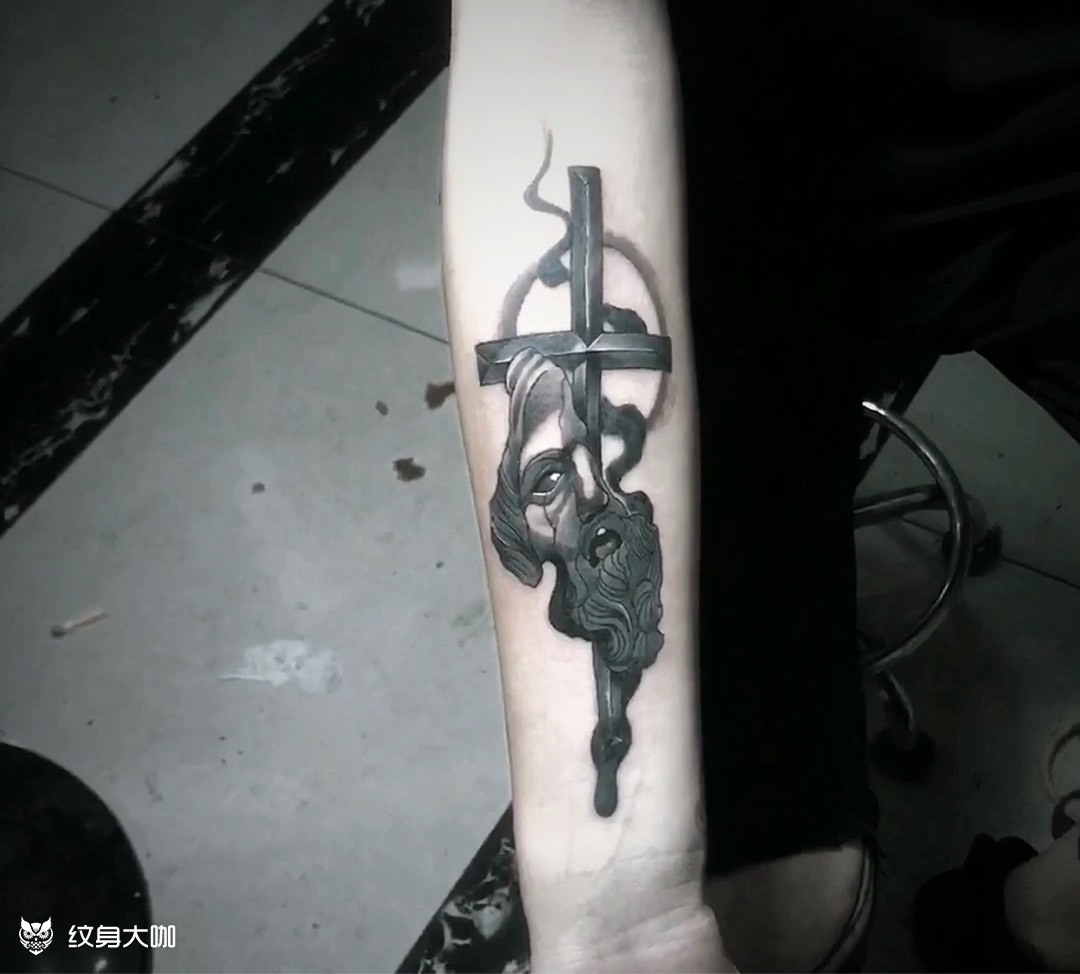 十字架_纹身图案手稿图片_阿诚的纹身作品集