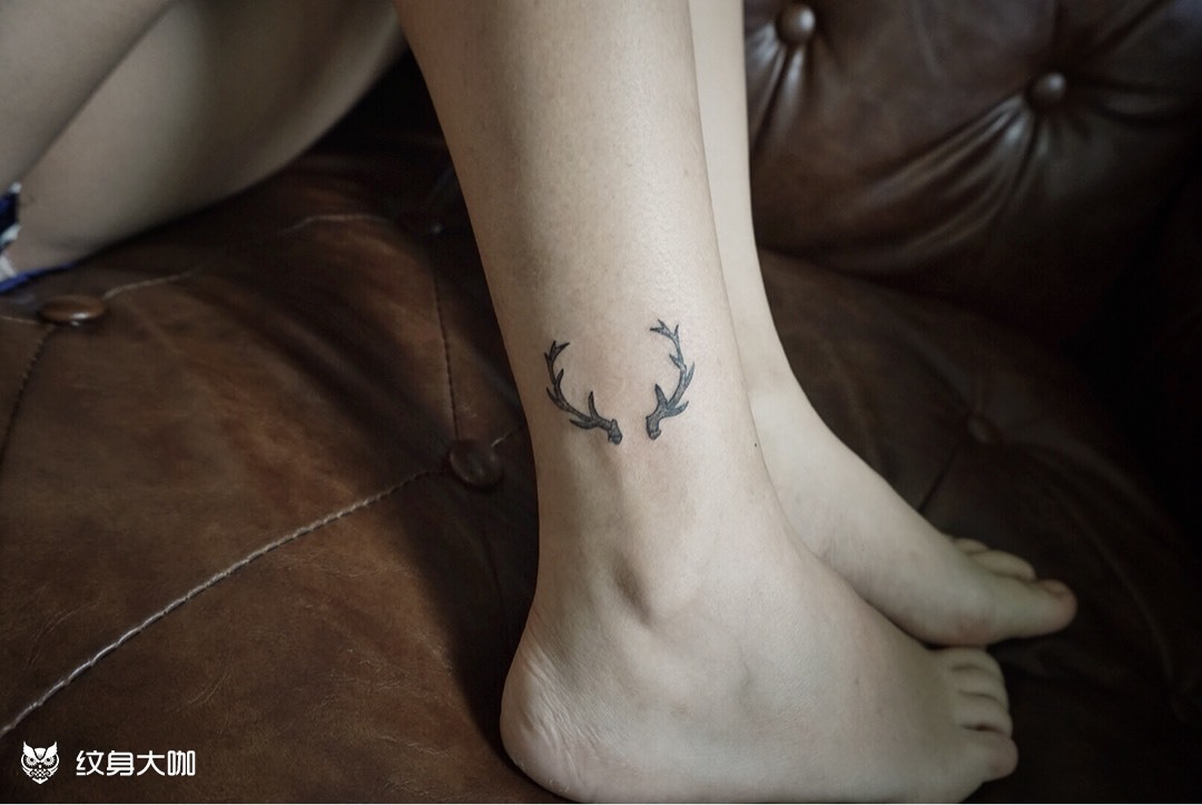 小鹿角_纹身图案手稿图片_罗世豪的纹身作品集