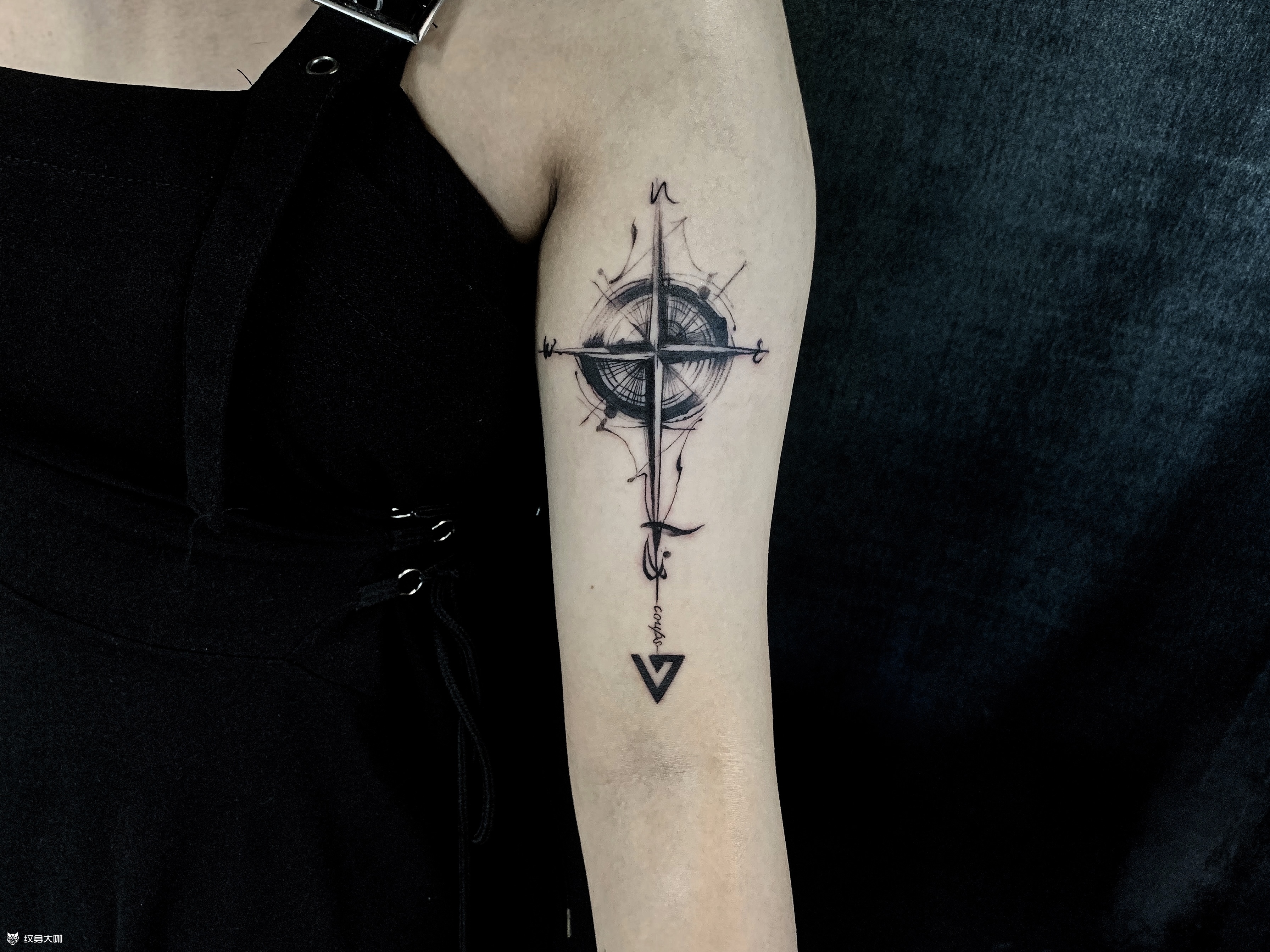 原创‖指南针_纹身图案手稿图片_土豆的纹身作品集