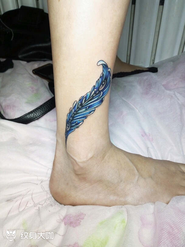 脚踝羽毛_纹身图案手稿图片_二美的纹身作品集