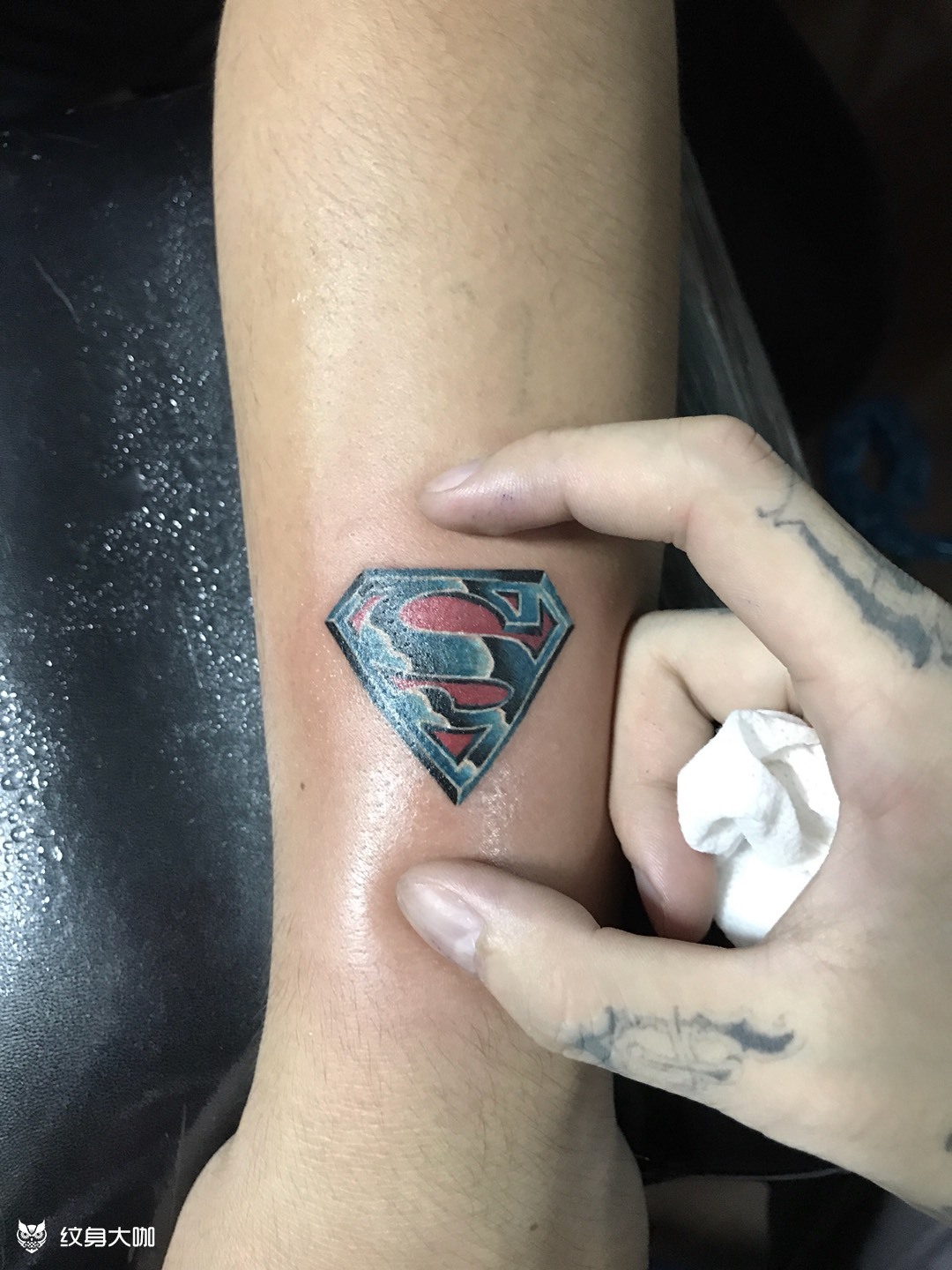 超人logo_纹身图案手稿图片_king的纹身作品集